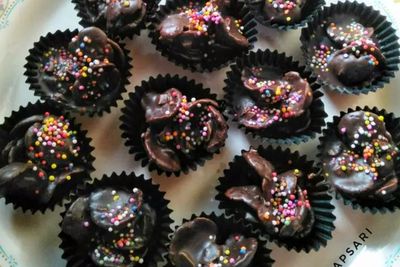 Resep Kue Sereal Coklat, Cuma Butuh 2 Bahan Tanpa Mixer dan Oven, Super Praktis!