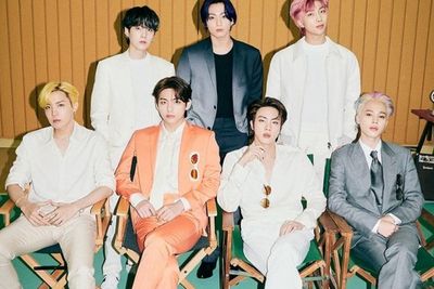 4 Grup K-Pop yang Buktikan Capai Puncak Kesuksesan Meski Ditangani Agensi Kecil