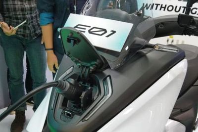 Yamaha NMax Listrik Dilengkapi Y-Connect Canggih, Bisa Pantau Posisi Motor Selama 24 jam