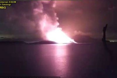 Status Gunung Anak Krakatau Meningkat Menjadi Siaga, Jarak Aman 5 Km