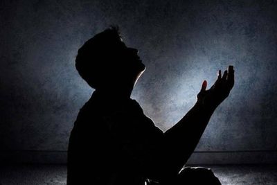 Shalat Lailatul Qadar Jam Berapa? Simak Ketentuan Ini!