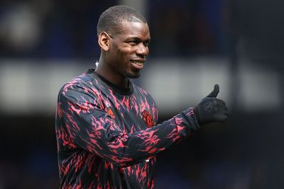 Pogba Keluar dari Grup WhatsApp Skuad MU, Serius Hengkang?