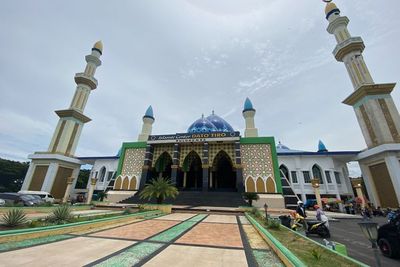 Masjid Islamic Center Dato Tiro, Enggak Punya AC Tapi Sangat Dingin! Apa Rahasianya?