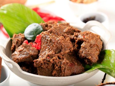 Rahasia Kelezatan Masakan Minang, Perpaduan Rempah dan Makna Budaya