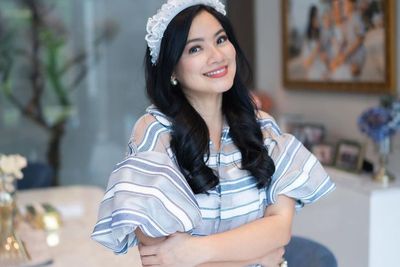 Tips Pilih Baju Lebaran ala Titi Kamal, Perhatikan Bahan hingga Variasi Warna
