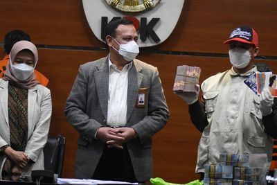 Terima Suap Bupati Bogor Ade Yasin, 4 Pegawai BPK Dinonaktifkan