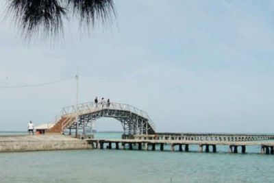 Eksplor Maldives van Java dekat Jakarta, Ada Jembatan yang Bikin Awet Jodoh!