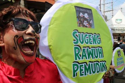 Warga Solo Tiba-tiba Tertawa Bersama Sambut Pemudik! Kenapa?