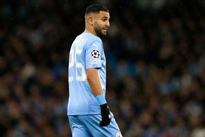 Centang Biru Akun Twitternya Hilang, Riyad Mahrez Komplain ke Elon Musk