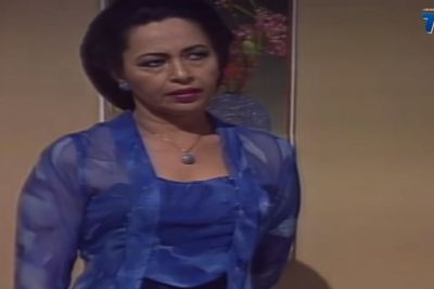 Tangis Nia Zulkarnaen Pecah Ibunya Berpulang, Ternyata Mieke Widjaja Sakit Kanker