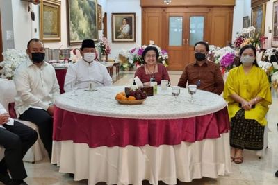 Puan Bocorkan Resep Warisan Rendang Ayam Buatan Megawati yang Selalu Dinanti Tiap Lebaran