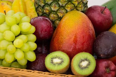 5 Buah Aman untuk Penderita Asam Lambung, Hindari yang Asam!