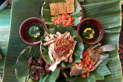 Nikmatnya Nasi Ayam Merangkat, Kuliner Khas Lombok yang Penuh Filosofi! Apa Itu?