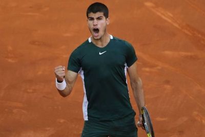 Alcaraz Bikin Kejutan Lagi Usai kalahkan Djokovic, Tantang Zverev di Final Madrid Open
