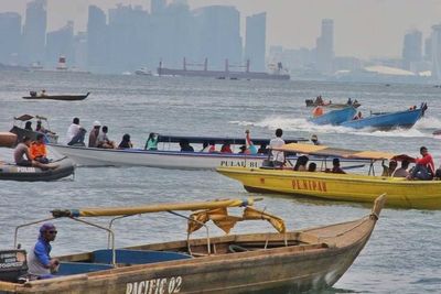 Melihat Pulau Penawar Rindu Tetangga Singapura, Tempat Liburan Turis Asing