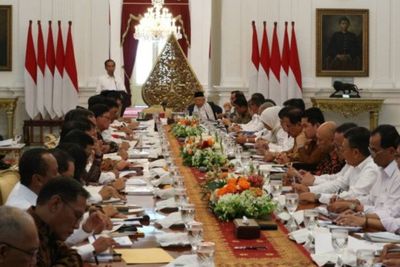Para Menteri Diminta jangan Lompat Pagar dan Narsiskan Diri