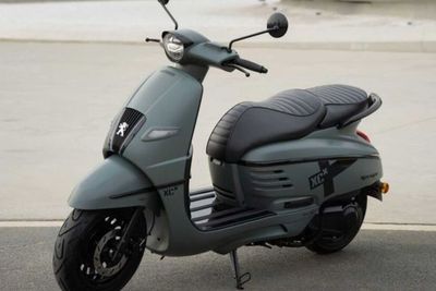 Peugeot Django Shadow Pas buat Bapak-bapak Milenial