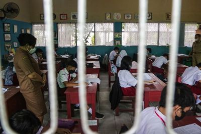 Aturan PTM Terbaru, Kantin Sekolah Diperbolehkan Buka dengan Maksimal Kapasitas 75 Persen