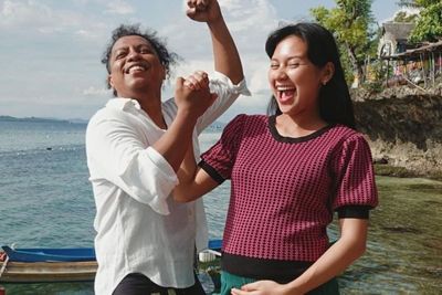 Selamat! Indah Permatasari Hamil Anak Pertama, Pamer Baby Bump di Pinggir Pantai