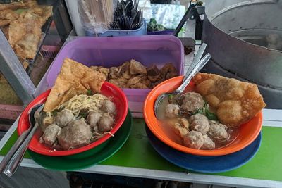 Bukan Bakso Biasa! Cuma Jualan 3 Jam, Omzet Warung Ini Rp3 juta Sehari!