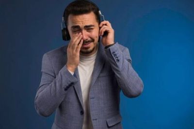 7 Alasan Lagu Galau Lebih Laris di Pasaran Menurut Ilmuwan, Merasa Dimengerti dan Dipeluk