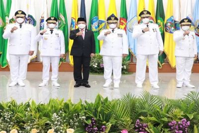 Mendagri Resmi Melantik 5 Penjabat Gubernur