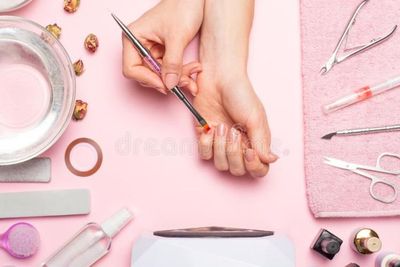 Jangan Abaikan, Ini Cara Merawat Kuku Kaki Agar Bersih dan Sehat