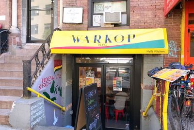 Viral! Warkop Buka di New York Jualan Indomie dan Nutrisari, Begini Rasa dan Harganya