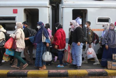 651.427 Penumpang Berangkat dari Stasiun Gambir dan Pasar Senen saat Arus Mudik Lebaran