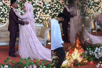 Waduh! Momen Kecupan Mesra Pengantin di Atas Pelaminan Dihiasi Kebakaran Kembang Api