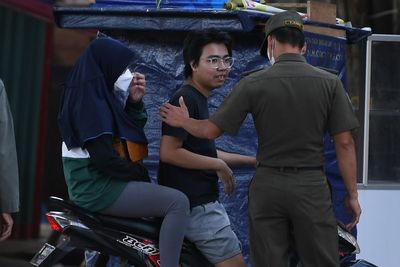 BREAKING NEWS! Sudah Boleh Gak Pakai Masker di Ruang Terbuka