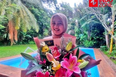 Anak Rawa Belong Ini Buktikan Usaha Buket Bunga Menguntungkan, Modalnya Cuma Rp200 Ribu