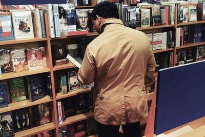 Minta Warga Gemar Baca Buku, Wagub DKI Ingin Kisah Masa Kecil Prabowo Subianto Dicontoh