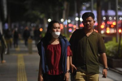 Jokowi Bolehkan Lepas Masker di Ruang Terbuka, Ini Alasannya Menurut Menkes