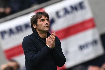 Conte Diiming-imingi Bonus Rp45 Miliar Jika Tottenham Masuk Liga Champions Musim Depan