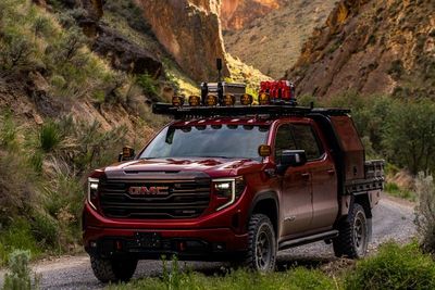 GMC Sierra AT4x Custom Ini Diklaim Mampu Wujudkan Imajinasi Liar di Alam Bebas