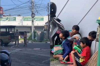 Viral, Anak-Anak Dagang Asongan Ngumpet dari Satpol PP, Wajahnya pada Takut Ditangkap