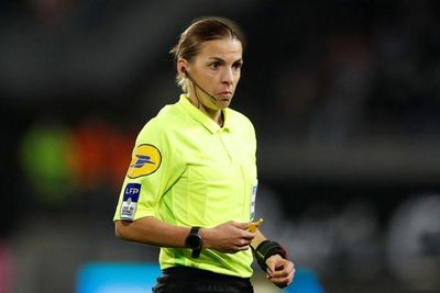 Pertama dalam Sejarah, Wasit Wanita akan Pimpin Piala Dunia 2022