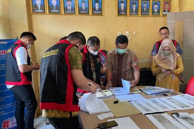Tegang, Tim Kejaksaan Geledah Paksa Kantor PPRD Berau Diduga Ada Korupsi