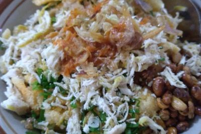 Warung Langganannya Ayu Ting Ting, 21 Liter Bubur Ludes dalam Sehari! Seenak Apa?