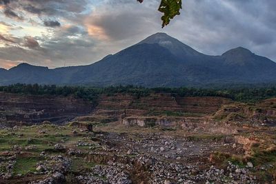 5 Rekomendasi Tempat Wisata Mojokerto Terbaru dan Populer, Wajib Kamu Kunjungi