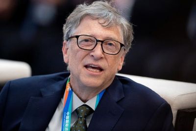 Siapa Sangka Bill Gates Pakai HP Android, Mereknya Apa?