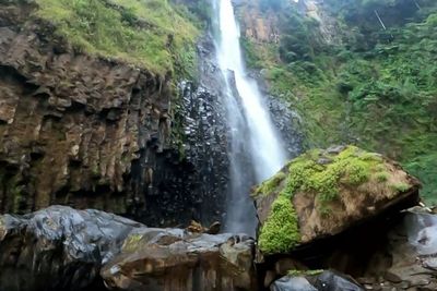 Siap-siap Terpana! Melihat Bukti Leburan Magma di Puncak, Bogor-nya Sulawesi!