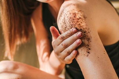 Kulit Belang Parah? 10 Cara Ini Bisa Bikin Kamu Glow Up Total