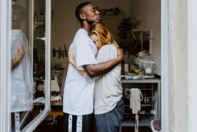 Idap Bipolar? 6 Tips Menjaga Kesehatan Mental Jadikan Vibes Anda Lebih Positif