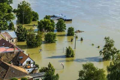 Terjadi di Jawa Tengah, Apa Perbedaan Banjir Rob dengan Banjir Bandang?