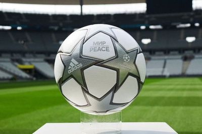 Bola Final Liga Champions Musim Ini Resmi Dirilis, Bawa Pesan Perdamaian
