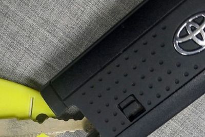 Awas Jangan Lakukan Hal ini Bila Kunci Remote Mobil Enggak Mau Rusak