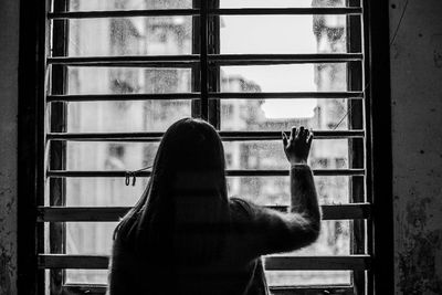 Mengenal Tren Hikikomori: Fenomena Sosial dari Jepang yang Kini Muncul di Indonesia