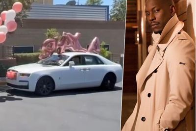 Bikin Melongo! Pemeran Fast & Furious Ini Belikan Rolls-Royce untuk Anaknya yang Lulus SMP
